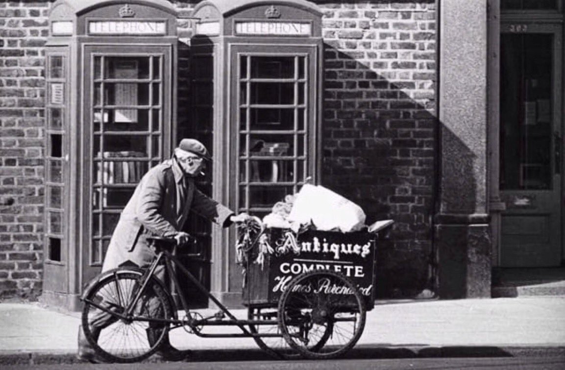 The_East_End's tweet photo. You have to admire East End optimism - pushing his bike through the streets, this fag smoking ‘Antique’ dealing entrepreneur claims 'Complete Homes Purchased'... #eastend #humour #antiquesroadshow https://t.co/wEyaXwewb5 https://t.co/7lhzguvWmQ