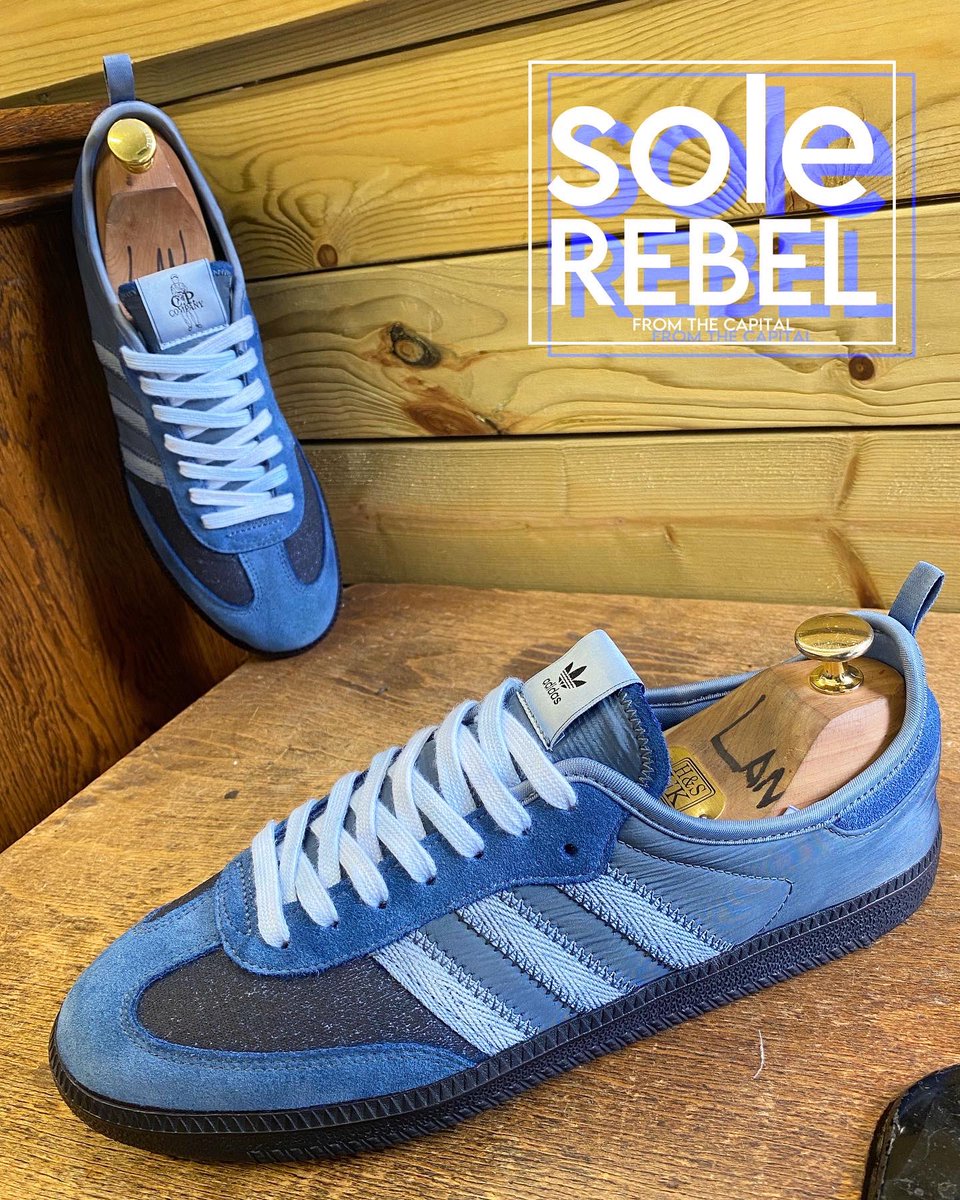 SoleRebelOxg's tweet photo. Well worn t pair that had a pyro dropped on them which melted a hole in the front. I removed all of the nylon at the front and stitched up the front stripes, then it was time to dye them. I also made a last minute decision to change one little detail, can you spot it? https://t.co/1vPBRjpMv0