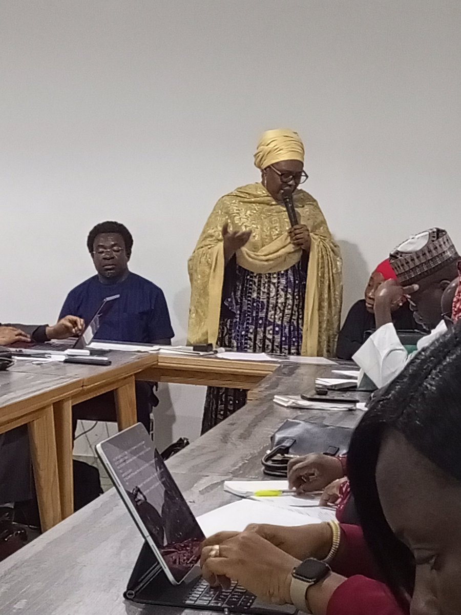 JohnnyDoc3's tweet photo. Ongoing Health Policy Dialogue  organized by Health Sector Reform Coalition, Abuja with SA to the President making some key remarks https://t.co/VtUmyA0AkL