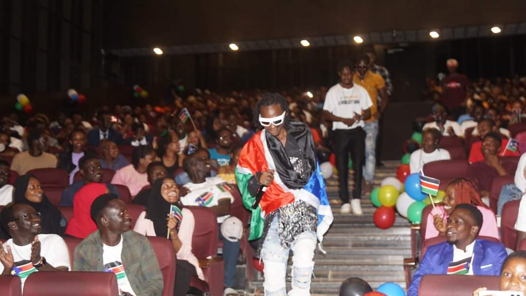 mosessakondo's tweet photo. If Dj-Cent Mr No Rest aka #GlobalBoy 🌎 did it in India,
And
#AlijomaMabil did it in Kampala,
Why can't you did it? https://t.co/A9dZhoHqLR