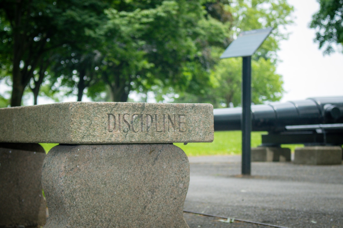 5 Things DISCIPLINED Athletes Do.

DISCIPLINE is doing what has to be done, when it has to be done, and doing it that way all the time. 

But how? 

Here are 5 things DISCIPLINED Athletes do.

1: The Process is the Prize
Disciplined athletes are focused on the process. They focus