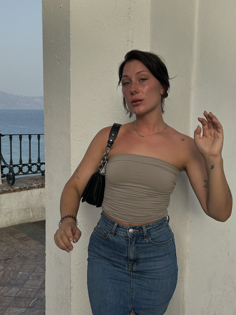 andreapomykala's tweet photo. Me fui a la playa🥹 https://t.co/vFsR1vjc13