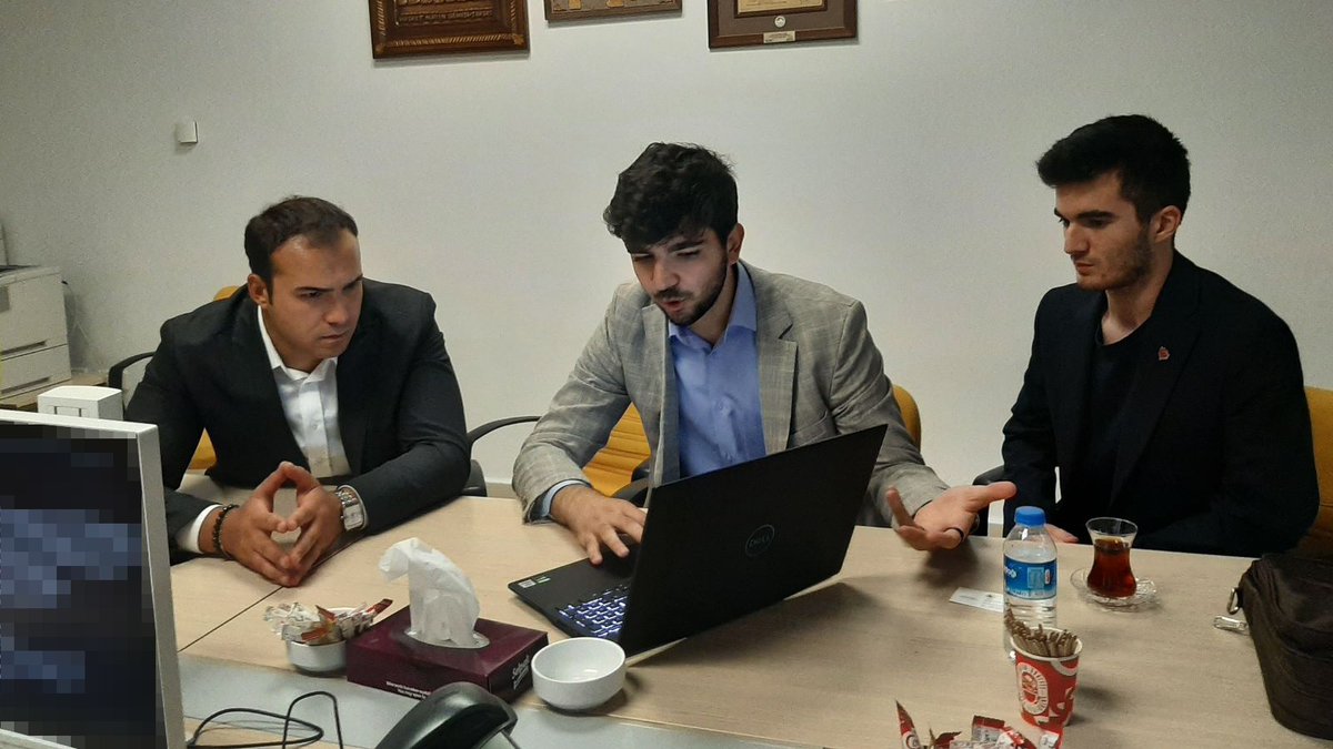 CEO'muz Fırat Bey, Yönetim Kurulu Başkanımız Bera Bey ve TOBB Başkanı Genel Danışmanı Berkay Berk Bey ile HASHKED Projesi hakkında TOBB İkiz Kuleler de bir toplantı gerçekleştirdi. Projemizle ilgili güzel adımlar atmayı asla bırakmıyor, tam gaz devam ediyoruz. #hashked #tobb