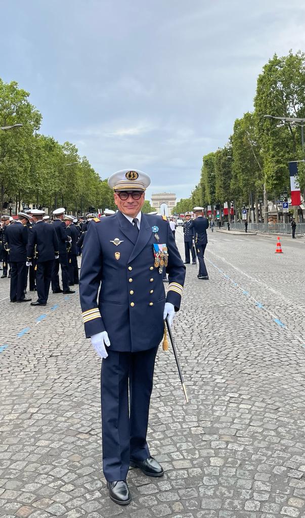 🇫🇷 14 juillet 🇫🇷

La promotion Berty Albrecht est (trés trés) fière d’être représentée aujourd’hui sur les Champs Elysées par le Lieutenant-Colonel Thierry ITALIANO ARCARAS, Directeur des Écoles du Personnel Paramédical des Armées et membre de la promotion ! 

Bravo mon Colonel !