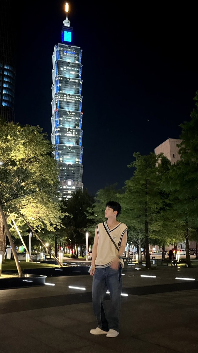 Lost in Taipei 🌃
#ALLEN #앨런