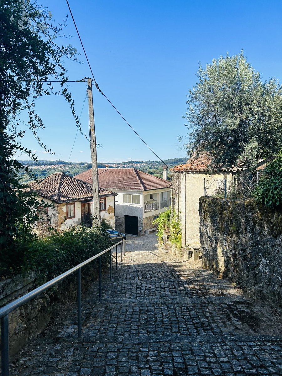 kdasilva_BASD's tweet image. Home away from home 🇵🇹♥️ back in Portugal where my roots began. I love my culture, heritage, traditions, and just EVERYTHING Portugal! #ProudPortuguesa