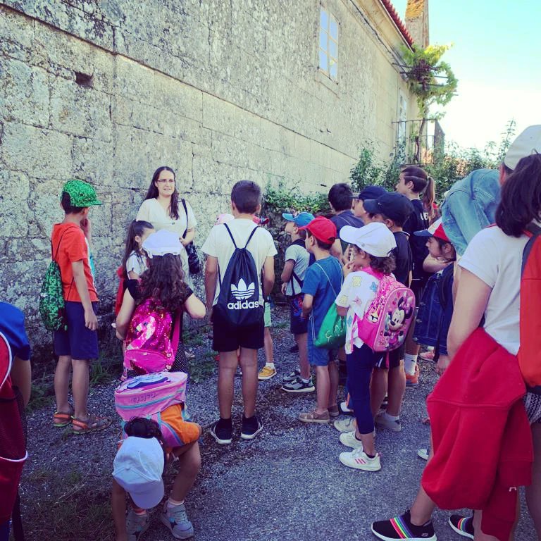 proencialibros's tweet photo. 🔎 Hoxe as nenas e nenos do campamento do Concello de Sober #CoñeceoTeuConcello viñeron por #Proendos https://t.co/HZseAvtRC9