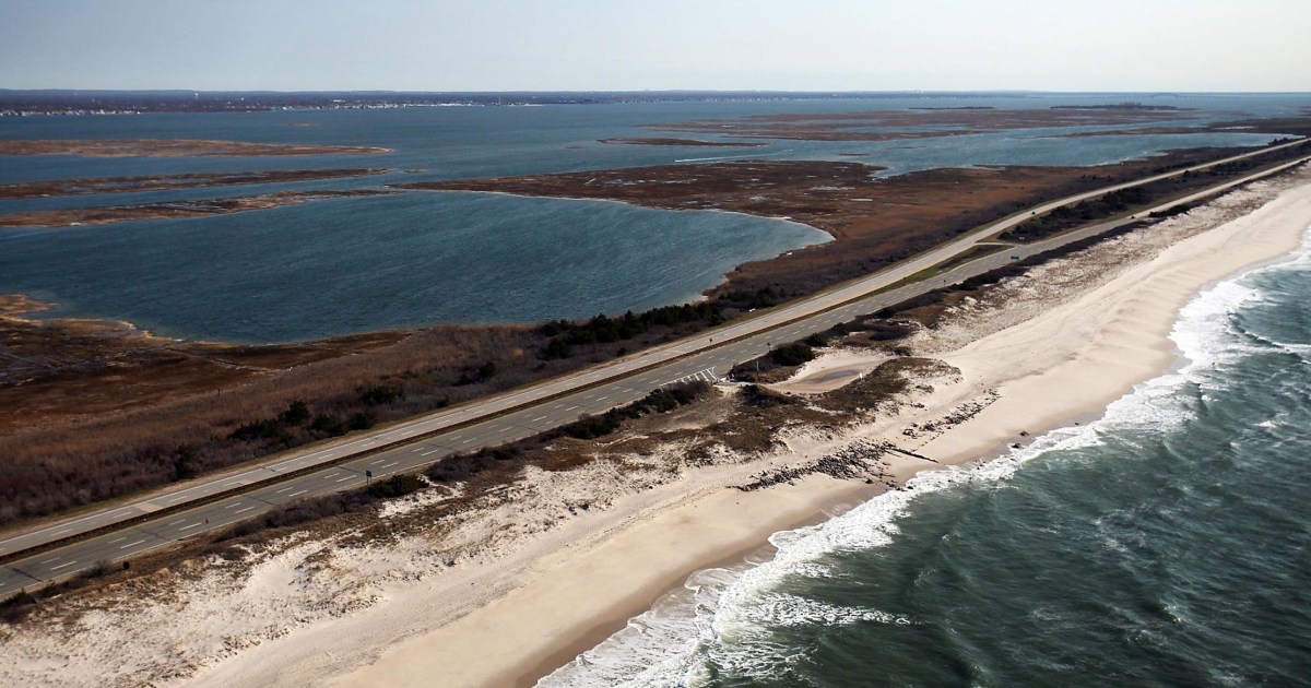 Eric Leonard (@leonardfiles) on Twitter photo Arrest in Long Island serial killer case — the Gilgo Beach murders — via <a href="/jonathan4ny/">jonathan dienst</a> & @gregcergol4ny — nbcnews.com/news/us-news/g… Arrest in Long Island serial killer case — the Gilgo Beach murders — via <a href="/jonathan4ny/">jonathan dienst</a> & @gregcergol4ny — nbcnews.com/news/us-news/g…