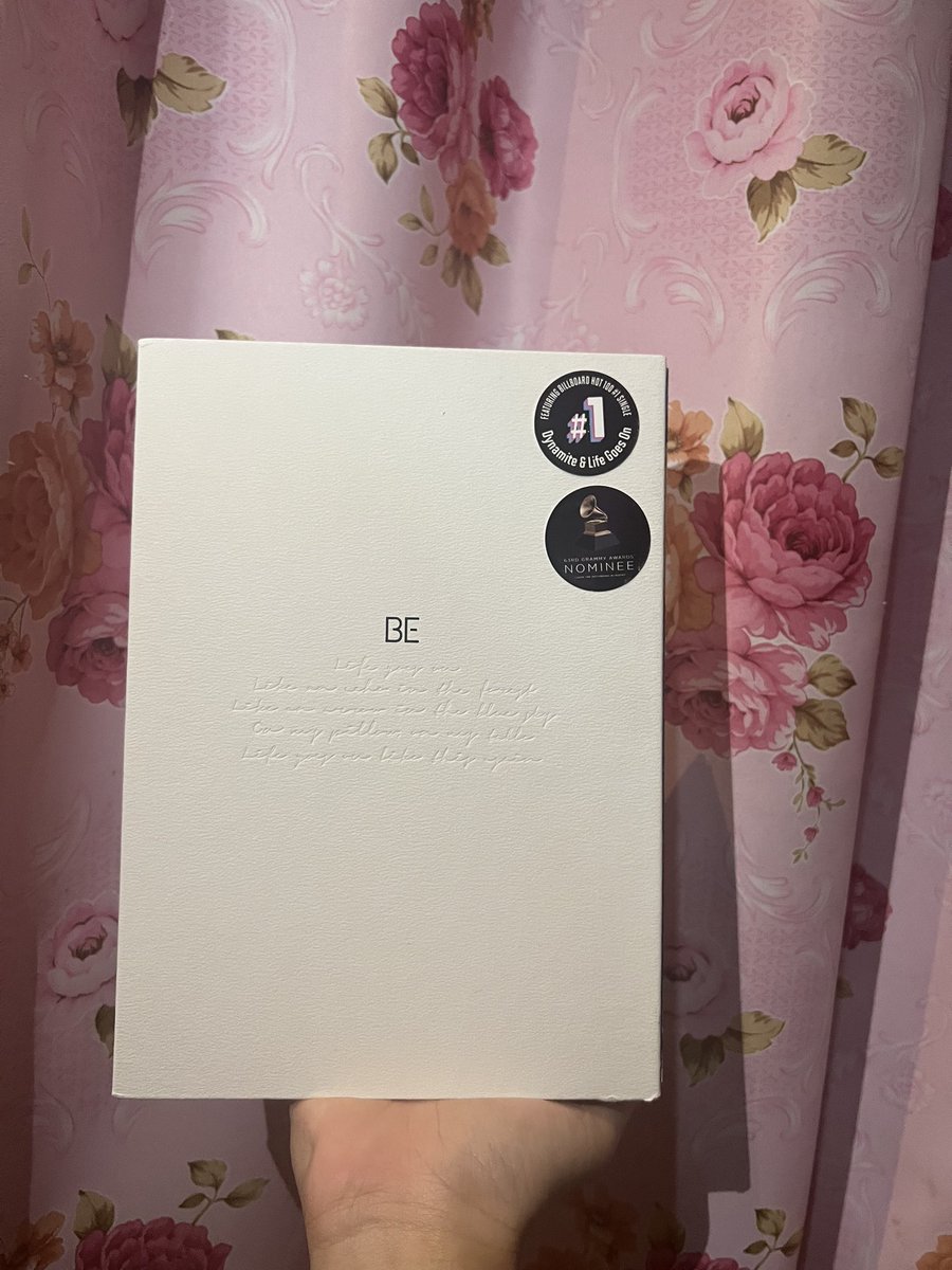 WTS ALBUM ONLY💜 100k💰klo lewat di tl klian bantu rt ya🙏🏻