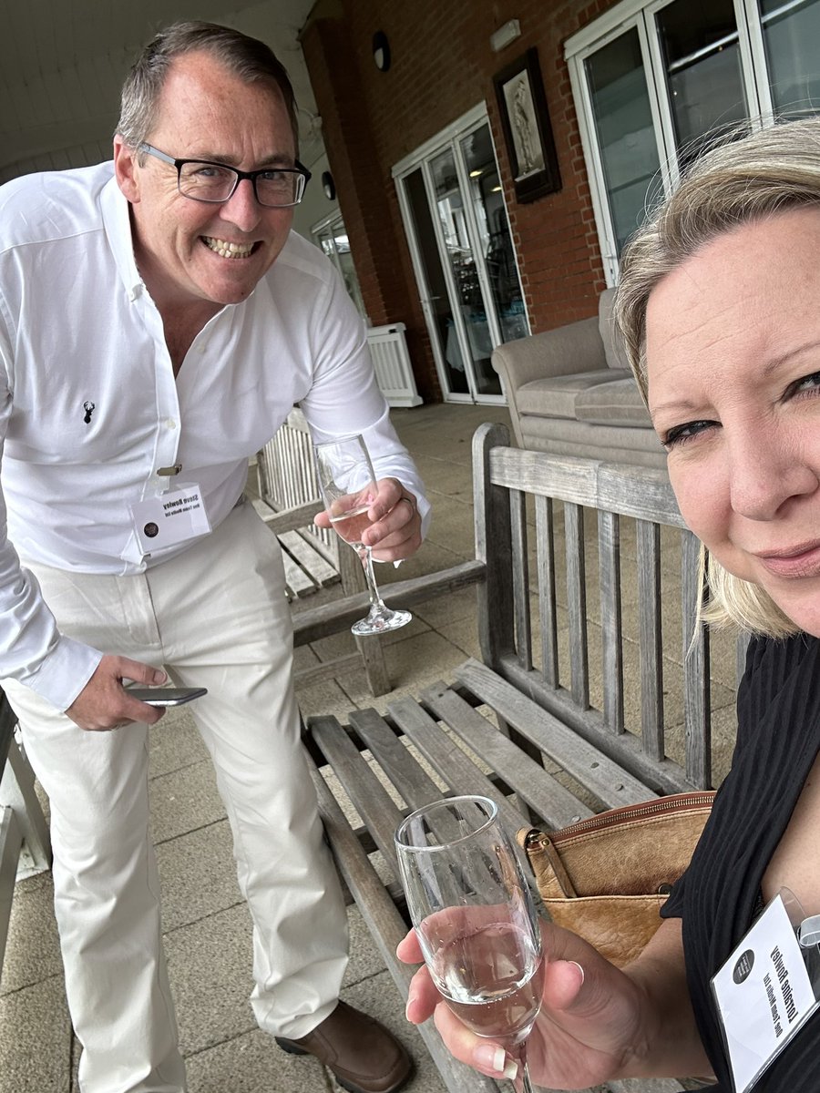 WestKentSport's tweet image. And we’re here @KentCricket for the #KPBA awards organised by @Maxim_PR!

Looking forward to a lovely afternoon celebrating with the best! 👊

Prosecco already flowing! 🥂
#journalistawards #kentpress #pressawards