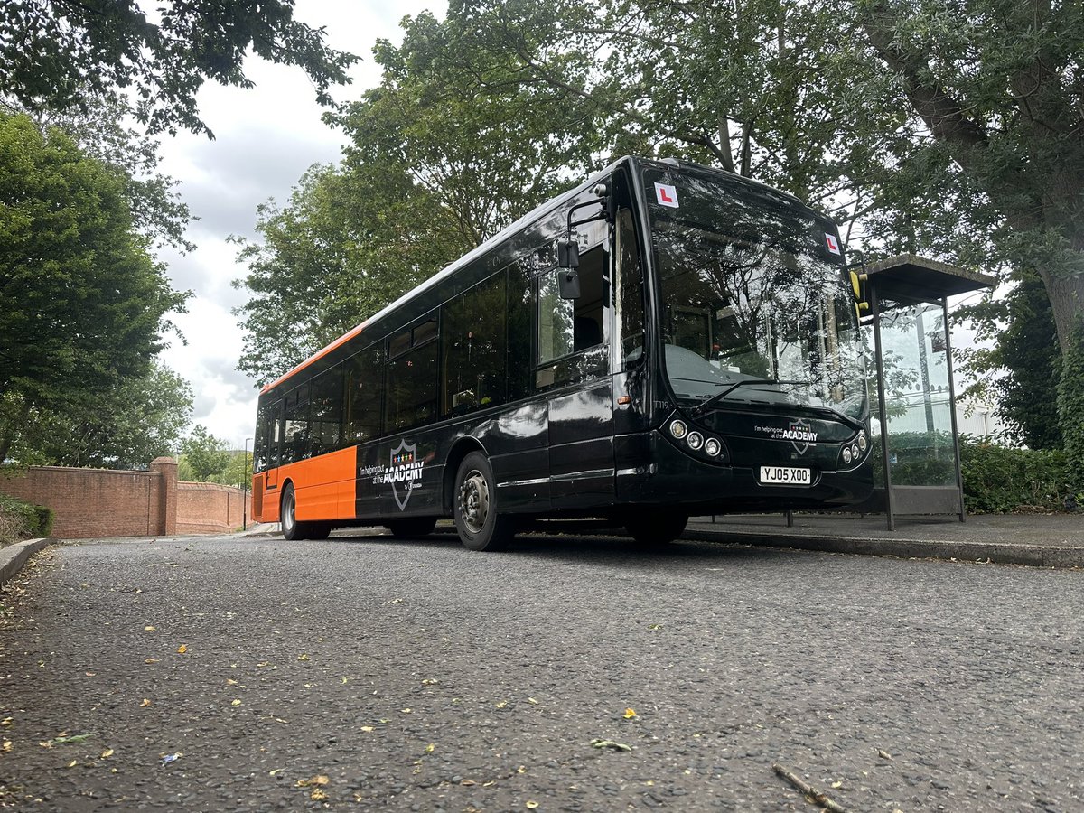 First day back out on the road for this old girl. Must admit it’s nice to have my old training bus back even if it’s only helping out @TheAcademyTalk