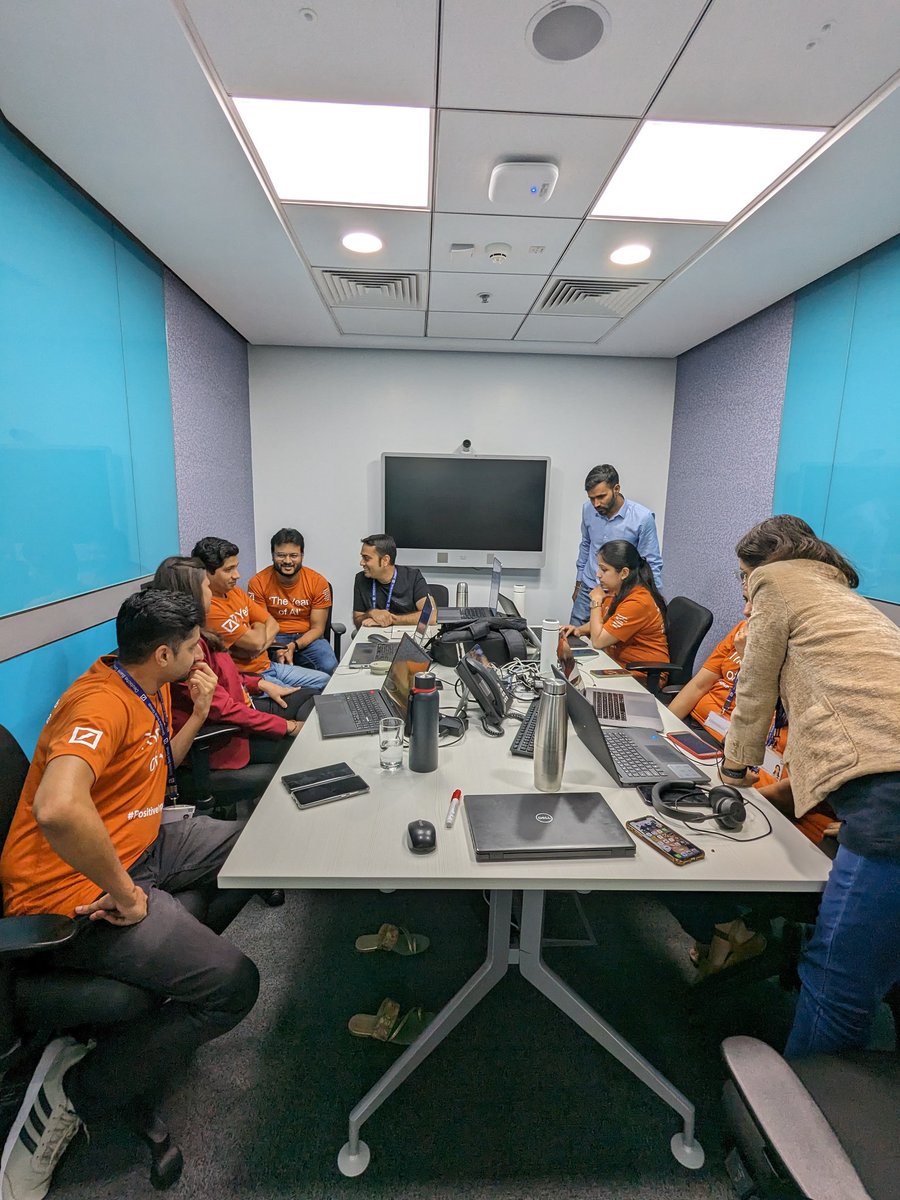 pyare_mahawar's tweet photo. We r team The WarRoom1 #dbtechhackathon #PositiveImpact #EngineertheFuture https://t.co/tqqWAntTEI