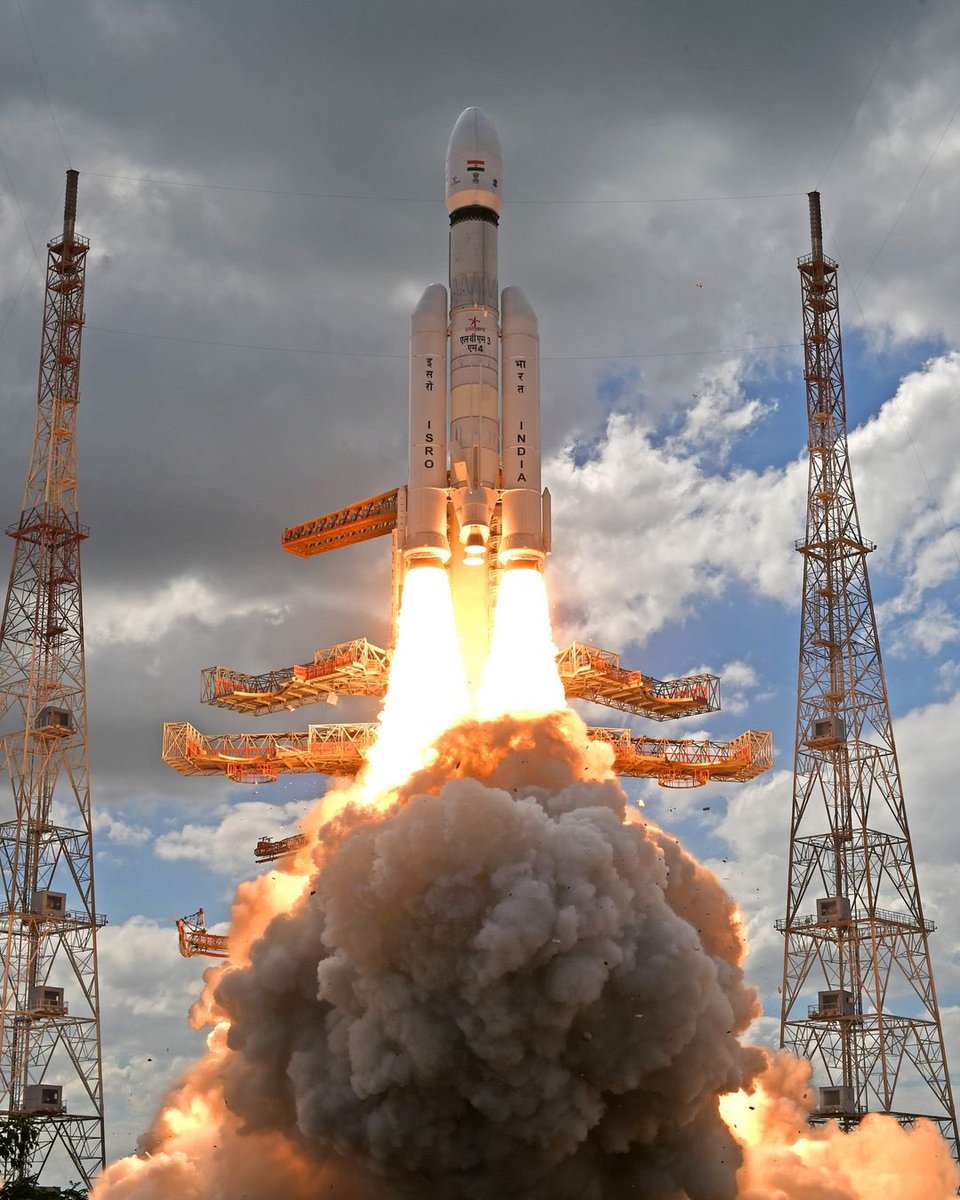 To the moon!! 🇮🇳

Congratulations <a href="/isro/">ISRO</a> team and everyone behind #Chandrayaan3 mission!!