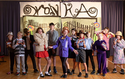 Well done to our Year 6 children who gave a fantastic performance of Charlie and the Chocolate Factory!