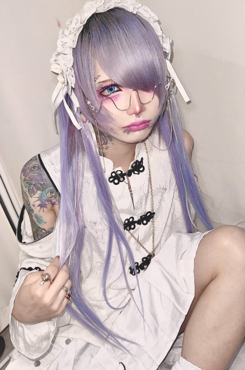 国内発送】 ALCYON チェキ ヰ瞑うにさん) 喰さん(マチルダ