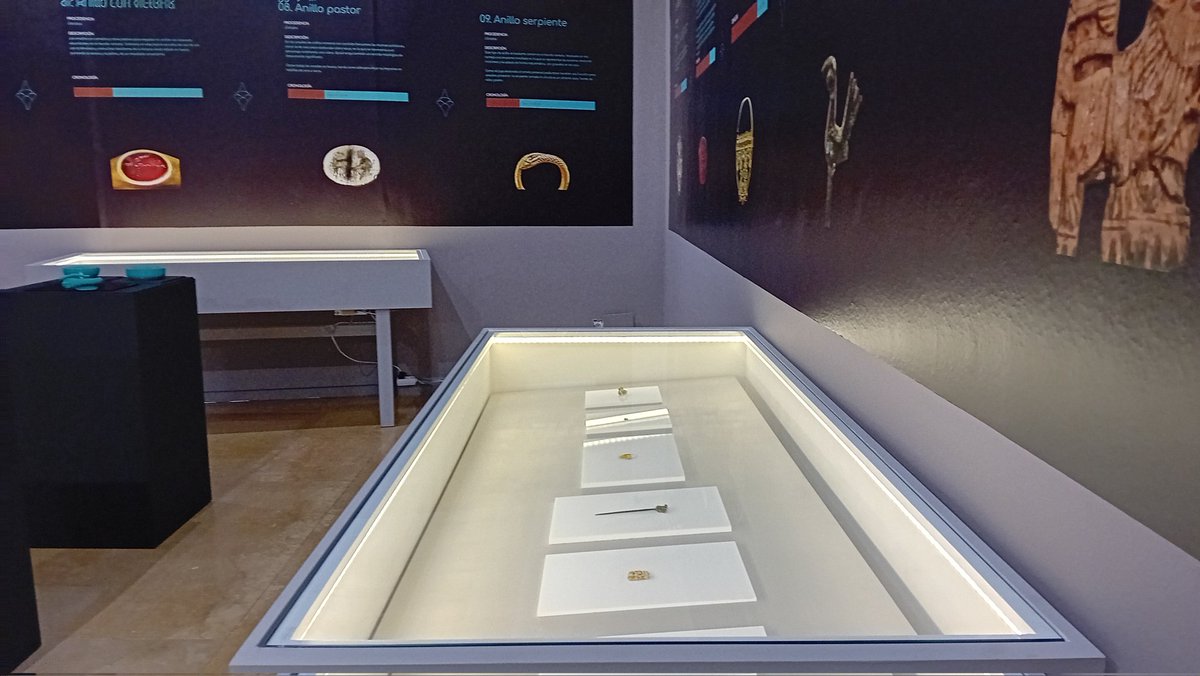 MusArqCordoba's tweet photo. Tenemos una nueva exposición diferente a lo que hemos hecho antes y además permite tocar. "Lo que el ojo no ve" hasta diciembre en el @MusArqCordoba buscamos los detalles en las piezas de pequeño formato. https://t.co/B6DngftOon