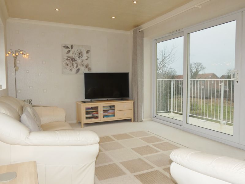 * LUXURY * WESHAM * 

🌟 Open Plan Living with Additional Extra Rooms
🌟 Fourth Reception Room on the Second Level with Private Balcony
🌟 Private and Enclosed Rear Gardens

Please call us on 01772 633399 or head online to discover more!
💻 ow.ly/ylhv50N3Pyg