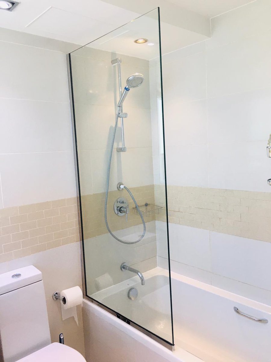 glassdxb's tweet image. Add a Unique style to your bathroom!
Email us: info@glassdxb.com
#showerscreen #bathroomdecor #bathroomdesign