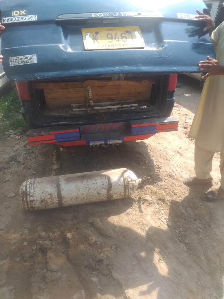 TransportDeptt's tweet image. The Secretary Regional Transport Authority (#RTA) #Gujrat is actively cracking down on the use of illegal gas cylinders in #PublicServiceVehicles. Stringent measures are being implemented to enforce compliance and prioritize #public_safety.
#TransportDepartment
#PunjabPTA