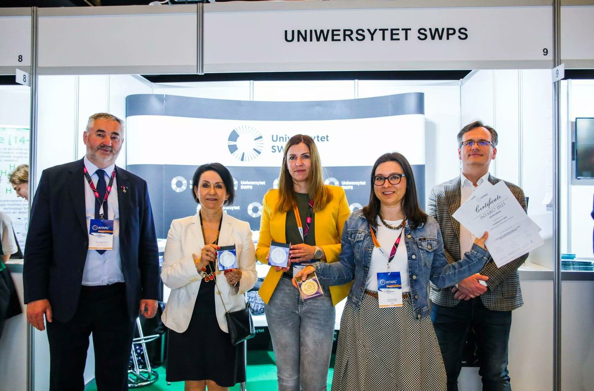 SWPSUniversity's tweet photo. Na Międzynarodowych Targach Wynalazków i Innowacji #INTARG 2023 zaprezentowano aż 590 wynalazków i innowacji. Projekty #UniwersytetSWPS otrzymały diamentową nagrodę „Pro Societas Bono” oraz trzy srebrne medale. #innowacje #wynalazki 

Więcej: https://t.co/XY1GuUKuI1 https://t.co/MbdMyi9iwe