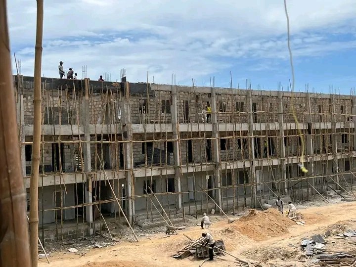 AbdulshakurJig's tweet photo. #BornoUpdate : Education
In the effort of @GovBorno @ProfZulum's commitment to provide good and conducive learning environment in schools to reduce congestion in class rooms and accommodate out of school children. https://t.co/IBK4ZBj9Ej