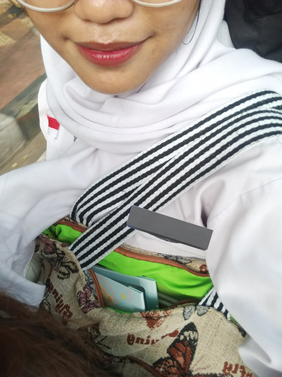 onlyoenaa's tweet image. first week of my agit era 🤸🍙😽