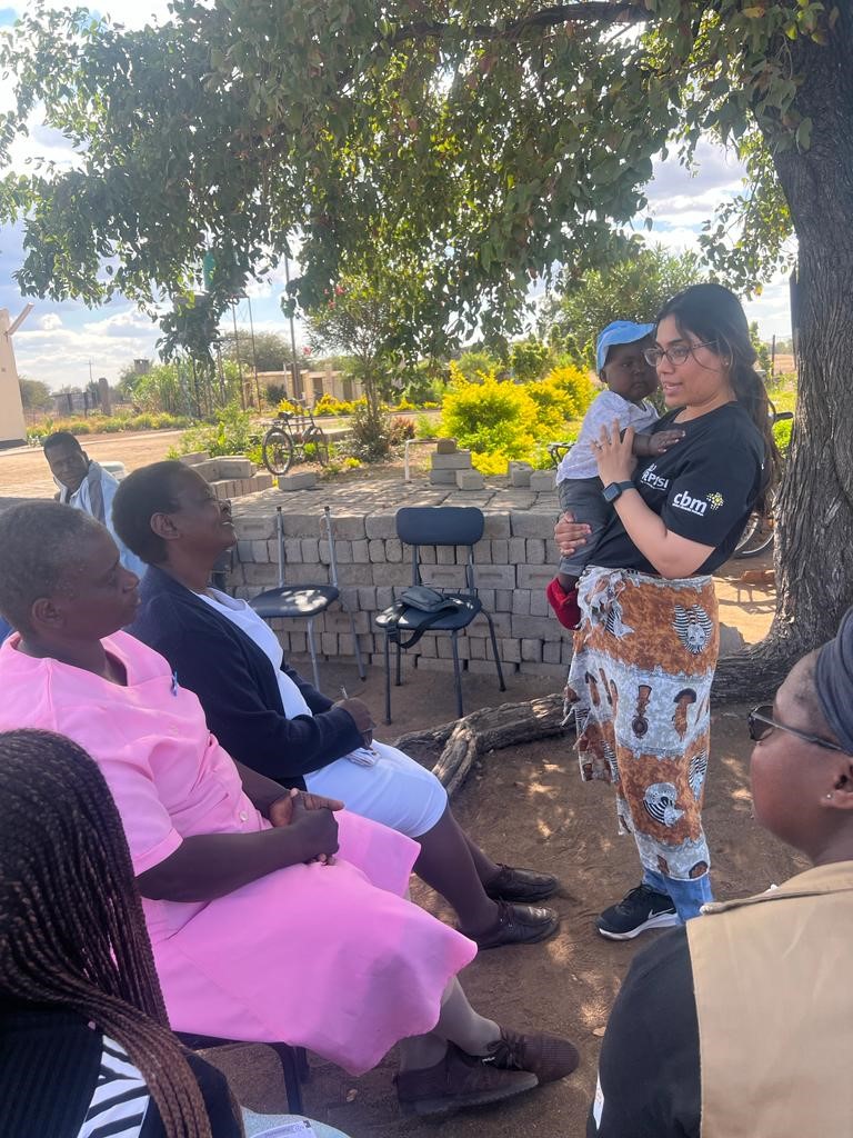 This week CBM Ireland colleagues went to Zimbabwe to visit the projects that CBM Ireland help support. 
They met a village savings loan association group in Chipinge, and connected with community workers and clinic nurses.  #CBMIreland #CommunitySupport