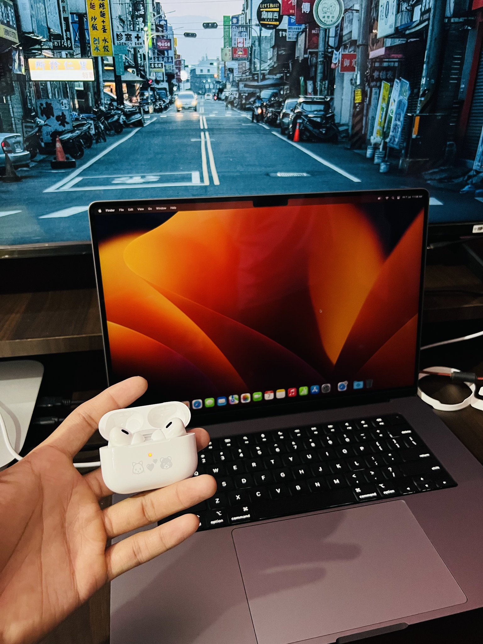 🎬 𝗥𝗲𝗲𝘁𝗲𝘀𝗵𝘅𝗗 Video Editor on Twitter "just got my hands on MacBook
