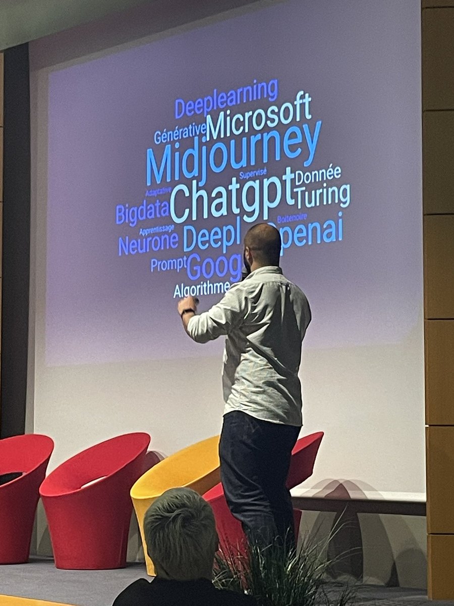 Ngosselin85's tweet photo. Conf avec @BastienMasse sur «L'intelligence artificielle dans les affaires : de l'imaginaire à la mise en pratique»
Une technologie qui a plus de 70 ans de réflexion dans de nombreux secteurs d’activités
@oestv85
#Algorithms #data #testdeturing #IA ##Prompts #MachineLearning https://t.co/d8SbczrLOR