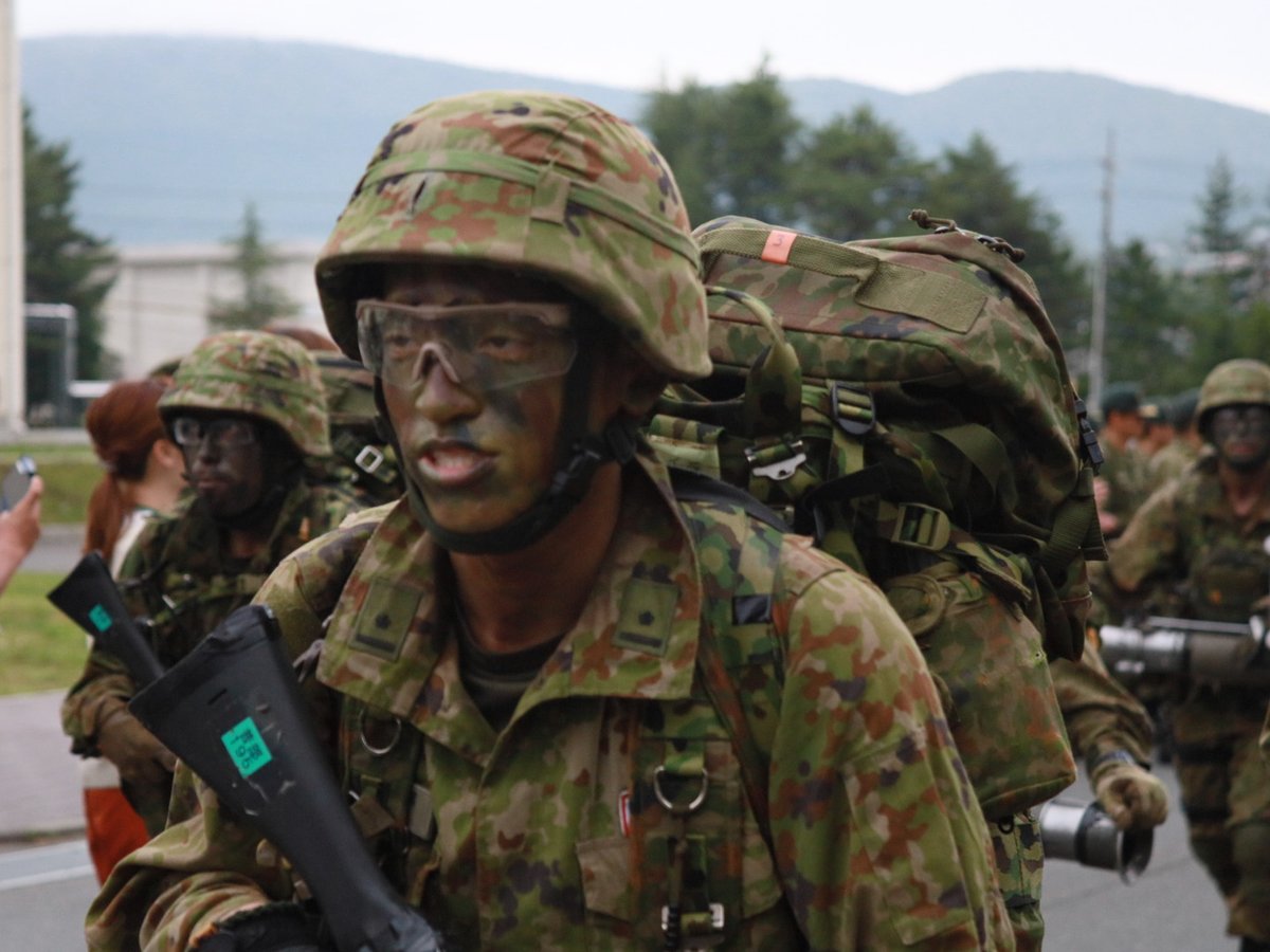 幹部 #レンジャー 帰還式が #富士駐屯地 で行われ、第13普通科連隊に