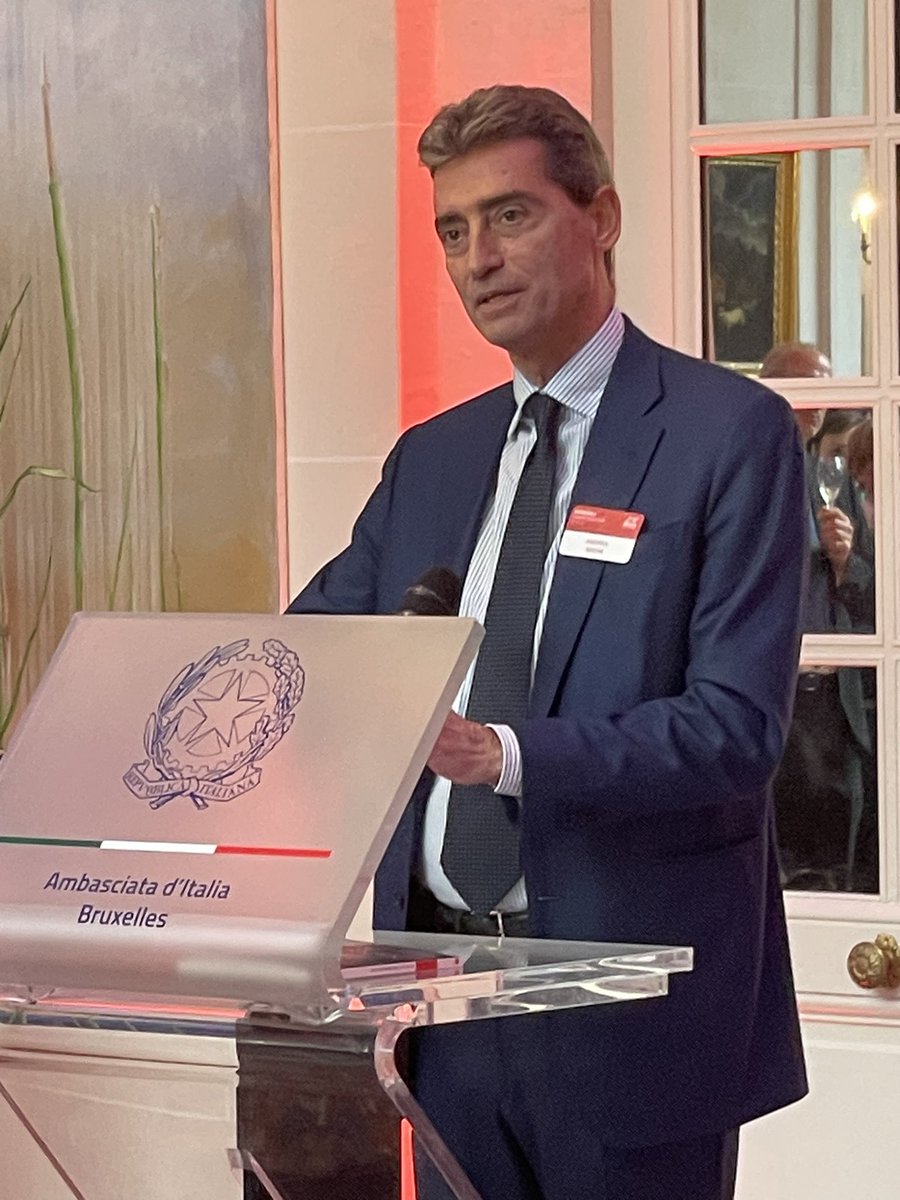 timmesfeld's tweet photo. „Europe is our market. We want to grow there. We, Generali are part of the European System“, @GENERALI  Chairman Andrea Sironi said at the 2. Generali summer reception in Brussels, which took place at the Residence of the Italian Ambassador to Belgium, Federica Favi. 😍🇪🇺 https://t.co/g0SmwJjiiv