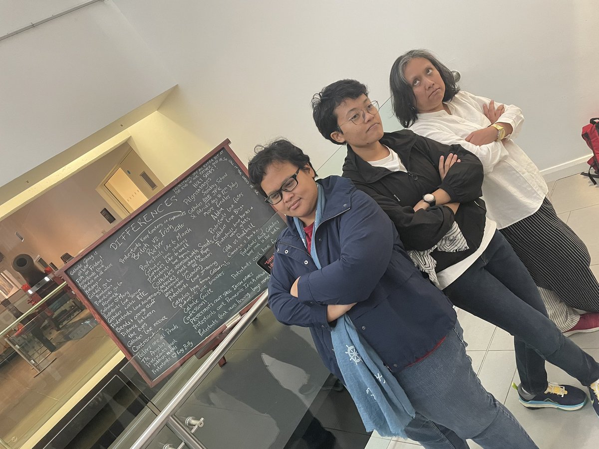 BrandonHamber's tweet photo. Enjoying some Derry Girls moments with international visitors from #Indonesia @diahkei https://t.co/ehdvHFcVFW