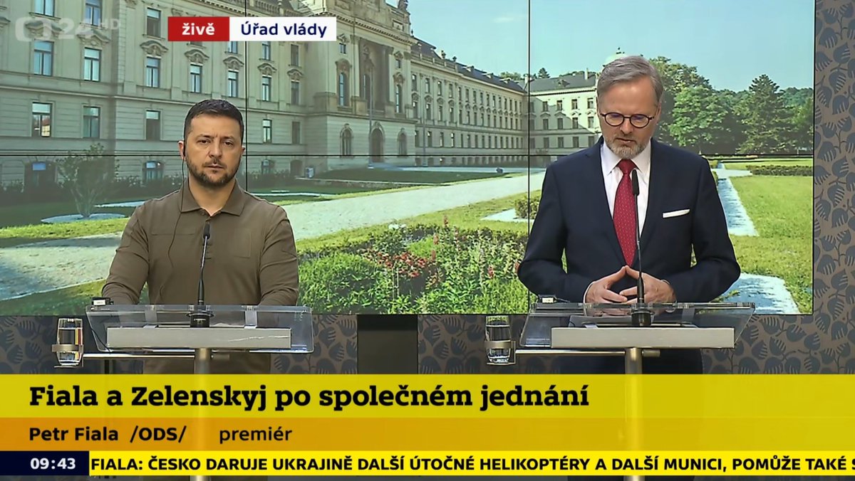 Slabej odvar toho výrazu znám ze zrcadla po 3. nebo 4. noční... Ale on jich má za sebou zhruba 500...
