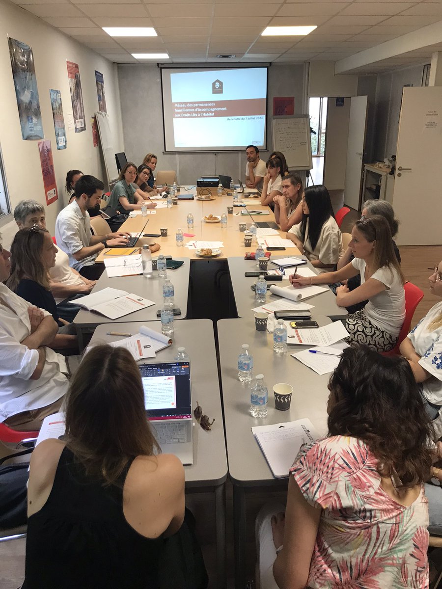 EriConstantin's tweet photo. Aujourd’hui les 14 associations franciliennes du réseau d’accès aux droits de la Fondation @Abbe_Pierre se retrouvent pour échanger sur l’action associative en matière de Dalo, prévention des expulsions locatives et lutte contre l’habitat indigne en Île-de-France https://t.co/CRad7qDs8c