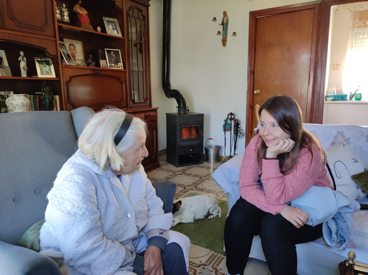 SolidaridadIn's tweet photo. 🌿En #VillafrancadelEbro #Cadrete #SantaFe #MaríayCuantedeHuerva #ElTemple, en el corazón de Aragón, cultivamos sonrisas y construimos lazos fuertes.

😀Servicios de atención psicosocial, apoyo y descanso a personas dependientes y  familiares cuidadores. Esperanza y  bienestar. https://t.co/B4a4BkHDUI
