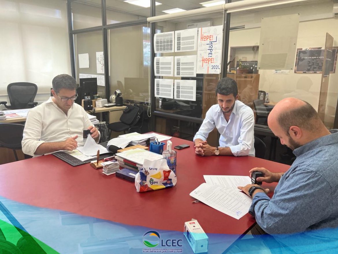 LCEC_lb's tweet photo. LCEC has signed game-changing contracts with four companies for the GIZ (SUFA) project, aiming to bring renewable energy and energy efficiency to 21 public schools in Lebanon. Together, we'll make a lasting impact for a greener tomorrow! #LCEC #GIZProject #RenewableEnergy https://t.co/g47jzJOK4F