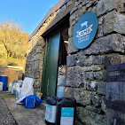 keighleycamra's tweet photo. It's a grand event! A double presentation Summer Pub of the Season and Skipton Beer of the Festival. At the Queens Arms Litton and LAMB Brewery. https://t.co/cNJ8dxmtwV