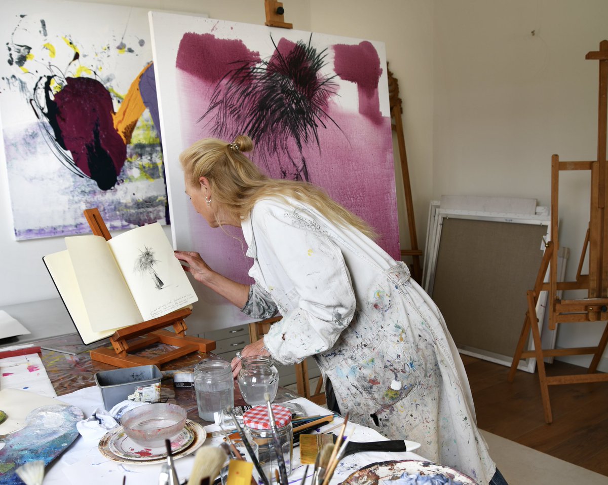 mathildepil1's tweet photo. Zondag 9 juli opening expo in Atelier Galerie Mathilde Pil om 15.00 uur. Tuurkesweg 8 Tungelroy. India in geuren en kleuren.
Meer info: https://t.co/K8rdk35TOH
#triptoindia #expositie
#modernekunst #schetsen #schilderijen
(Foto: Ruud de Vreeze,)
Mathilde aan het werk. https://t.co/Rezh9diz6L