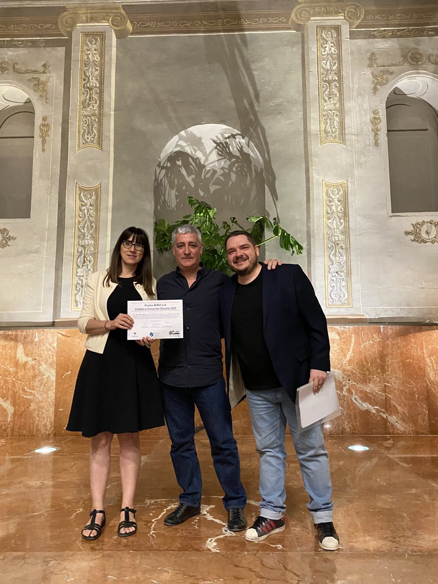 Premio <a href="/SomosAENUI/">Somos AENUI</a> a la Calidad e Innovación Docente AENUI 2023.

Otorgado a María Jesús Marco Galindo.