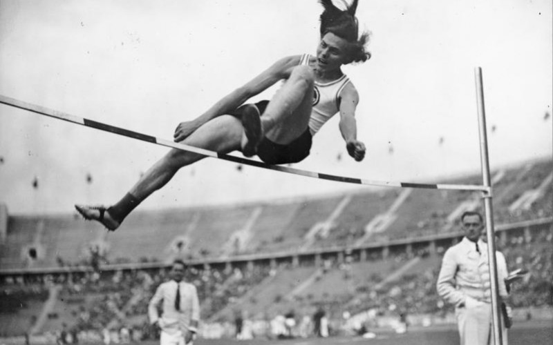 hlohungary's tweet photo. "The boyish girl had become / a girlish boy, but I still liked her all the same."

Three poems from High Jump, the 2019 poetry-art volume from Zoltán Lesi and Ricardo Portilho documenting the life of 1930's German high jumper Dora Ratjen, tr. Owen Good.

https://t.co/cDyARrP034 https://t.co/494LxsODOs