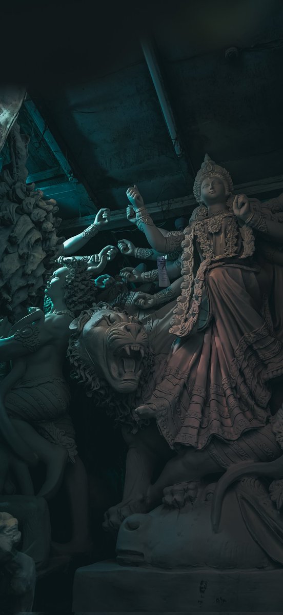 Only 99 days left for Mahalaya, Ma is coming

 📸 Sukanya Dutta

 DEVICE :- <a href="/OPPOIndia/">OPPO India</a> F11

#ShotonOPPO

<a href="/Pindle_India/">PINDLE INDIA 🇮🇳</a>
pindle.io/web/share?sid=…

#Kumartuli
#culture
#maadurga
#durgapuja
#countdown
#PindleIndia