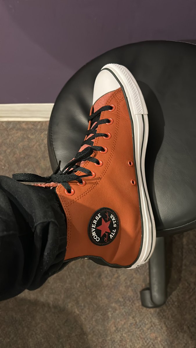 StabbyJacob's tweet photo. New work shoes thoughts? 💭 https://t.co/ClPQ6uCHSr