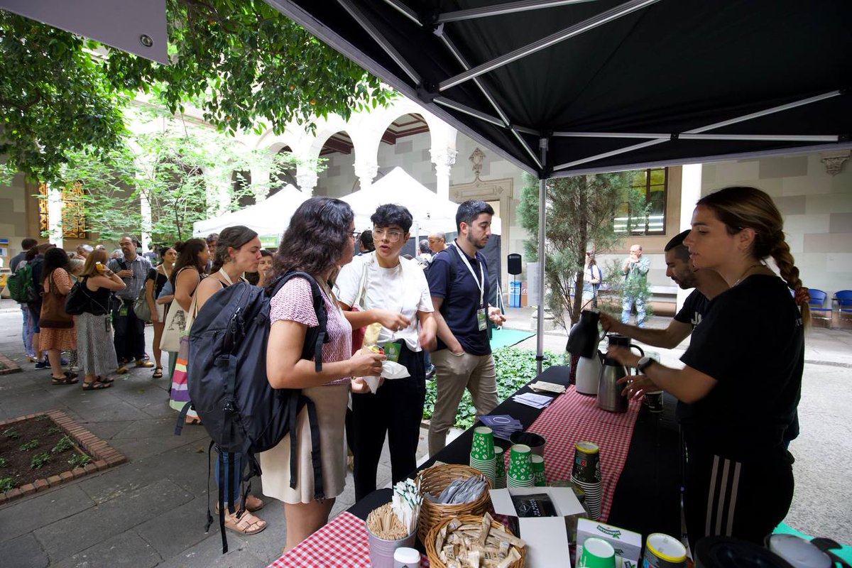 CooperativesCAT's tweet photo. @econ_socialcat @ICABarcelona @treballcat @empresacat ☕ Fem un cafè? 

🫶 Moments de descans, de fer xarxa, reunions informals i retrobaments.   

🍽🥐 Moltes gràcies #CanCalopa @olivera_coop pels esmorzars i dinars boníssims què hem gaudit a la #UESCOOP. 😋 https://t.co/SPpWHAu2Qe