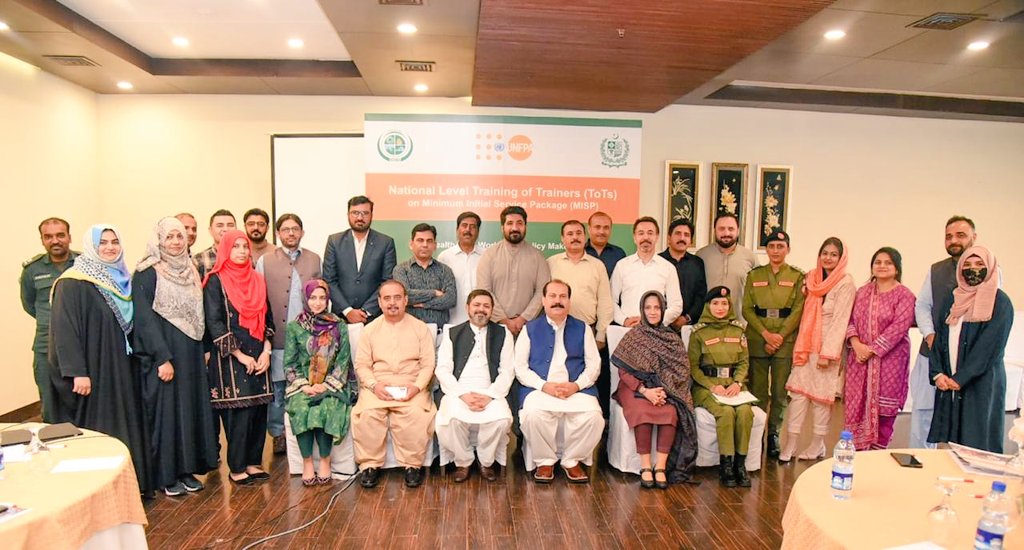 ndmapk's tweet photo. NDMA’s Gender &amp; Child Cell organised National Level ToT on Minimum Initial Service Package (MISP) for SRH in Crisis Setting in collaboration with @UNFPA @Hunzukhuz, @shoaib00001 from 5th-7th July 2023 at Ramada Islamabad.
#DisasterResilientPakistan #ndmapk #GCC #UNFPA #MISP #SRH https://t.co/kxrNN1ilI0