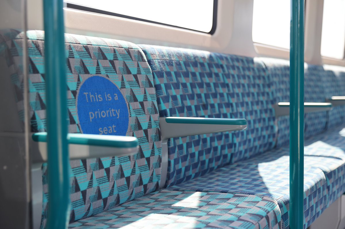 MayorofLondon's tweet photo. I’m delighted that the DLR is getting 11 new state-of-the-art trains. New features include:

📢 Audio and visual travel updates
🆒 Air conditioning
⚡️ Mobile device charging points

These will provide Londoners with more frequent, reliable and comfortable journeys from 2024. https://t.co/lWVP3gvX4F
