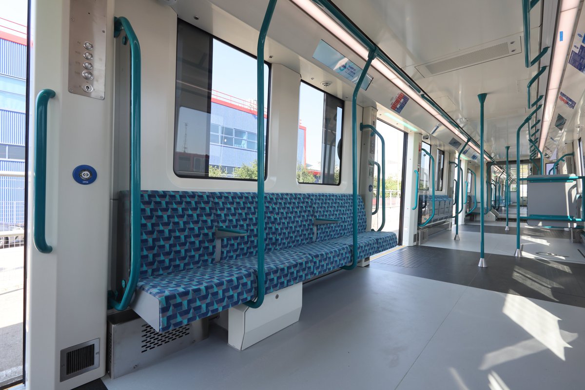 MayorofLondon's tweet photo. I’m delighted that the DLR is getting 11 new state-of-the-art trains. New features include:

📢 Audio and visual travel updates
🆒 Air conditioning
⚡️ Mobile device charging points

These will provide Londoners with more frequent, reliable and comfortable journeys from 2024. https://t.co/lWVP3gvX4F