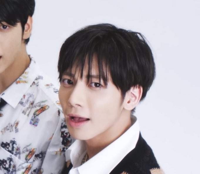 do it like taehyun 👯‍♀️