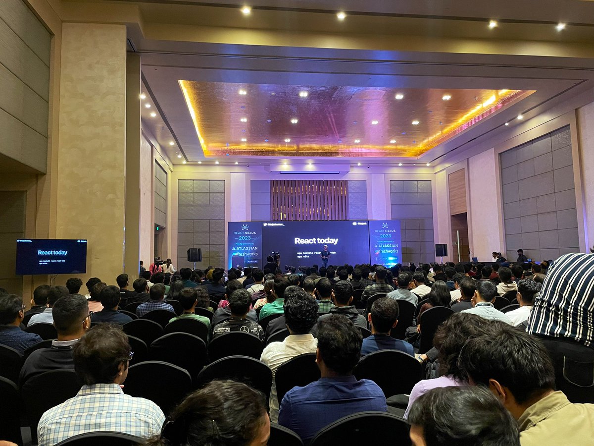 yashrajnayak's tweet image. Power packed day ahead at #ReactNexus ⚡️

Are you here? Say hi :)