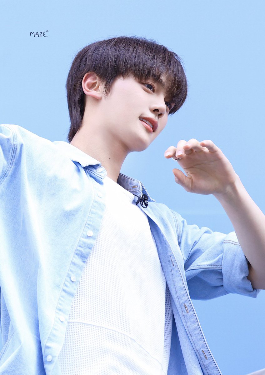 maze0830's tweet photo. 230703 HQ

#김규빈 #KIMGYUVIN #제베원
#제로베이스원 #ZEROBASEONE #ZB1 https://t.co/ONS46BvG8W