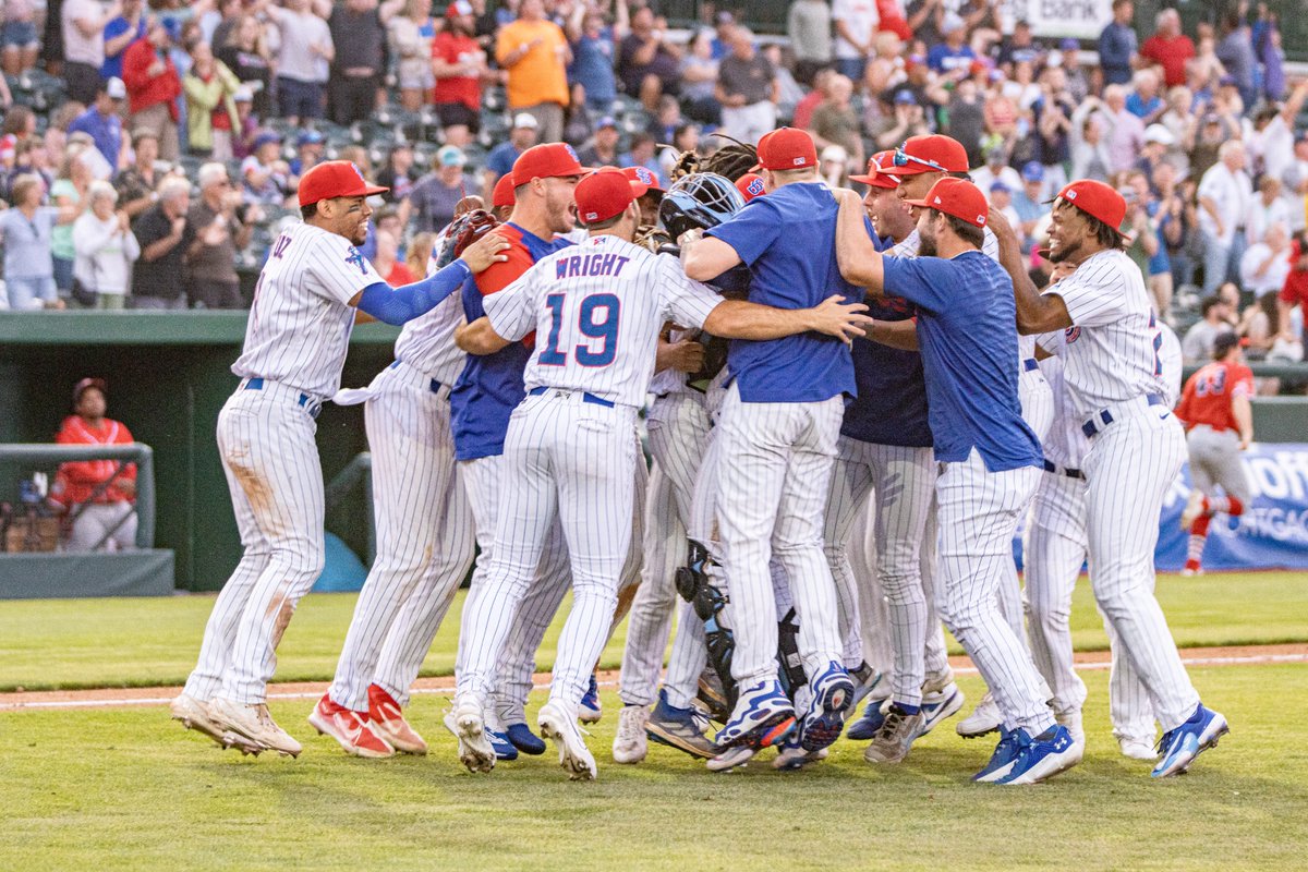 Ethan Levy tweet media